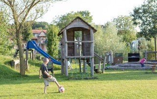 Ausstattung - Seehorn Spielplatz Fussball